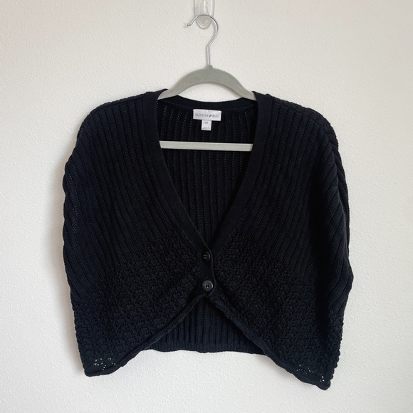 Fashion Bug Tops - ‼️3 for $12‼️Fashion Bug Black Button Up Sweater Vest